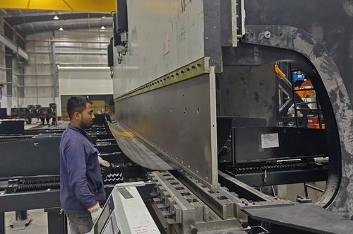 Laatste bedrijfscasus over Snijd tot lengte lijn, druk op de rem, rechtlijnende machine voor Sarthak Electrical