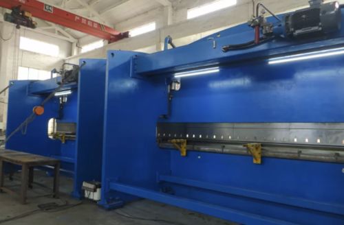 Het laatste nieuws van het bedrijf over Revolutionizing Metalworking: The Rise of CNC Tandem Press Brakes