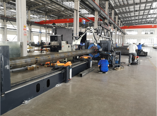 Robotische lasmachine CNC deurraam snijmachine voor licht paal hoge mast