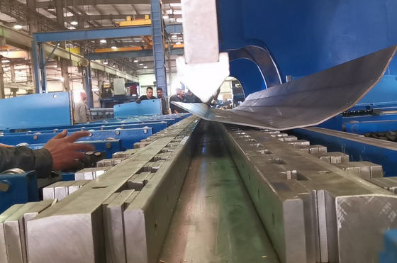650 ton tandem CNC hydraulische persremmachine voor het maken van lichte paal en hoge mast