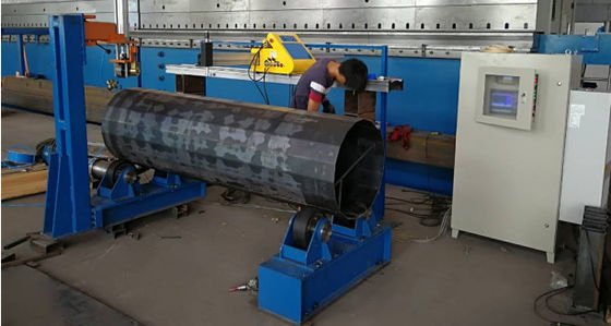 CNC-machine voor het snijden van lichte deuren met drie assen, diameter 680 mm, slagkracht 2000 mm
