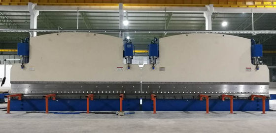 CNC Tandem Hydraulische persrem met 320 ton arbeidskracht en 6000 mm tafellengte met DELEM DA53T CNC-systeem