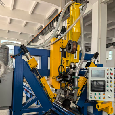 CNC-poel sluit-lasmachine met ondergedompelde boog longitudinale rechte naad las voor 12000mm Ultra Long Light Pole en 1 persoon eenvoudige bediening
