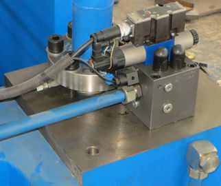 Maximale open hoogte 500 mm Hydraulische persrem met verstelbare slagkracht