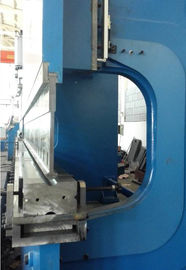 Goede prijs De kegel en Achthoekige Lichte Machine van de de Persrem van Pool CNC Hydraulische online