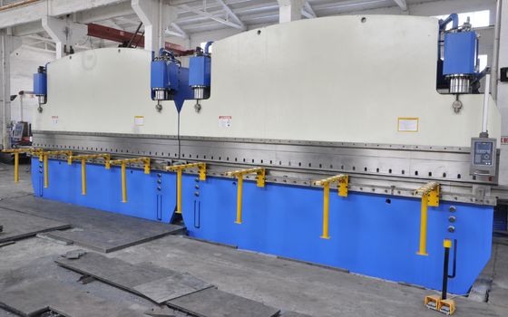 CNC Tandem Press Brake 1600 Ton Werkkracht, maken van hoge mast en mono paal