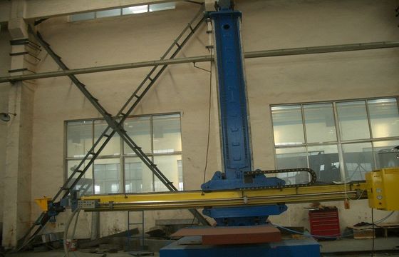 Automatische lasmachine met 4000 mm verticale slag en 700-4000 Φ mm toepasselijke diameter voor het lassen van grote waterleidingen