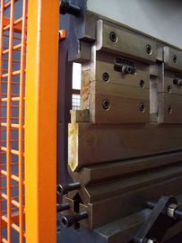 De Rem van de de buigende machinepers van het douaneblad het Bewerken voor controlebordkabinet